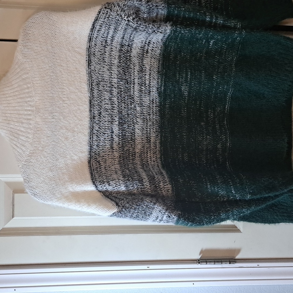 Umgee Colorblock Sweater - Cream, Gray, and Green - Picture 2 of 4
